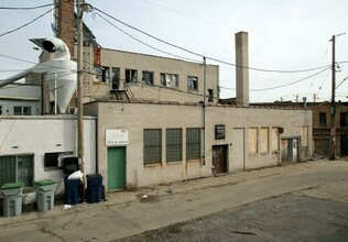 4719-4725 W North Ave in Milwaukee, WI - Building Photo - Building Photo