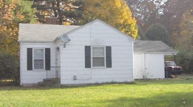 property at 1407 Grissom Ln