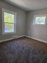 10626 Thrush Ave in Cleveland, OH - Building Photo - Building Photo
