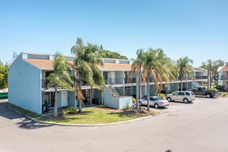 Harbor Village Apartments in Melbourne, FL - Building Photo - Building Photo