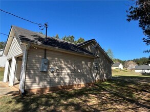 4710 Brookwood View in College Park, GA - Building Photo - Building Photo