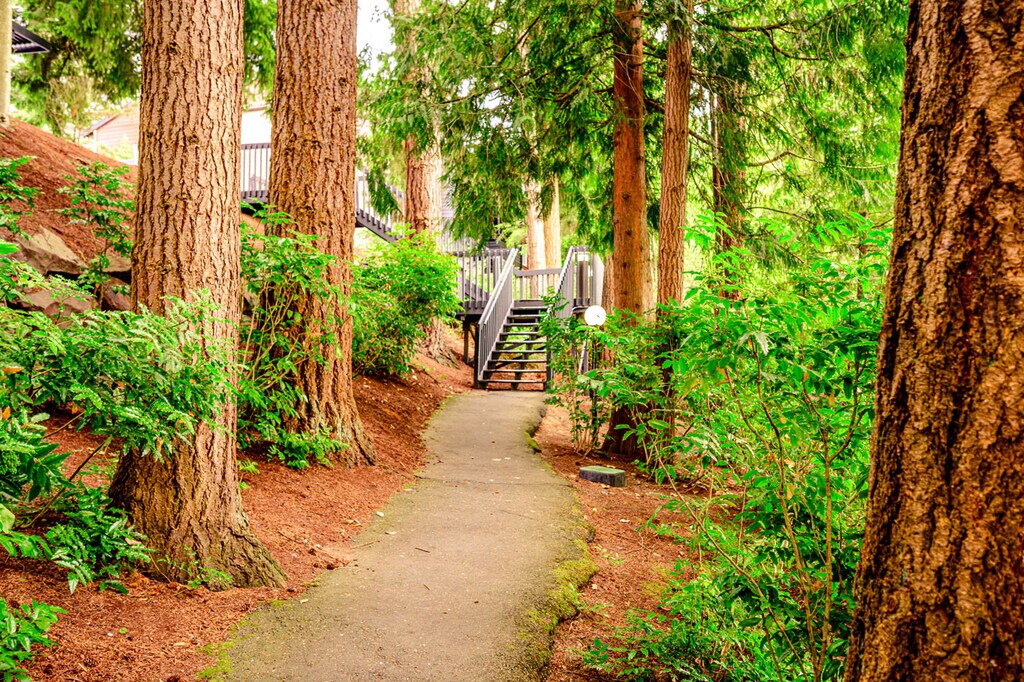 The Ardent Apartments in Mill Creek, WA