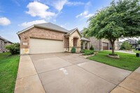 2204 Saratoga Dr in Melissa, TX - Foto de edificio - Building Photo