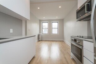 17 Elko St, Unit 3 in Boston, MA - Building Photo