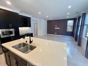 81 Sedgewick in Irvine, CA - Building Photo - Building Photo