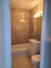 875 Kennedy Rd in Toronto, ON - Building Photo - Building Photo