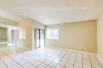 1140 SW 111th Ave in Pembroke Pines, FL - Building Photo - Building Photo