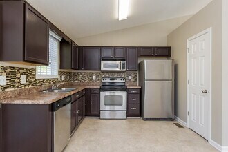 111 Hunter Pl in Dallas, GA - Building Photo - Building Photo