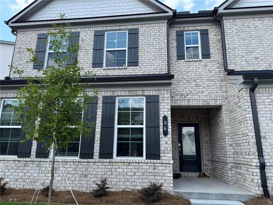 96 Smithwood Dr in Winder, GA - Building Photo