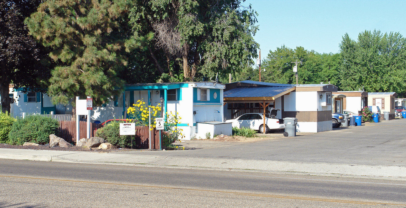 Homecrest in Boise, ID - Foto de edificio