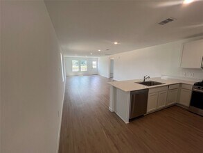 14780 South Ascot Bend Circle in Conroe, TX - Building Photo - Building Photo