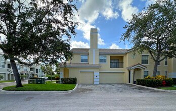124 SW Peacock Blvd in Port St. Lucie, FL - Building Photo - Building Photo