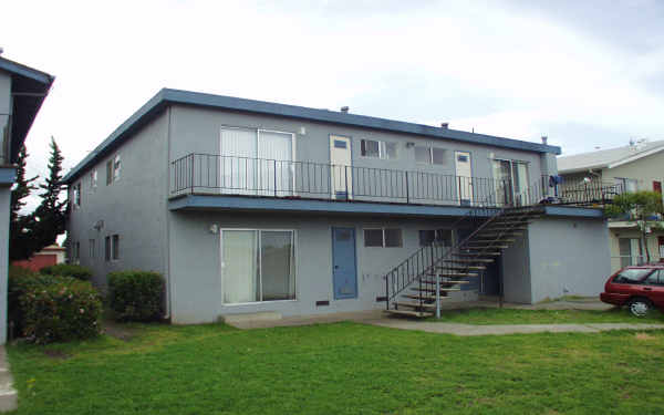 104 Michigan St in Vallejo, CA - Building Photo - Building Photo