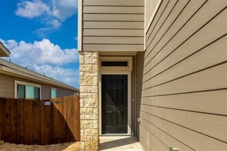 657 Fallow Dr in Venus, TX - Building Photo - Building Photo