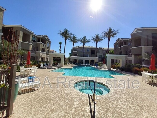 5303 N 7th St in Phoenix, AZ - Building Photo - Building Photo