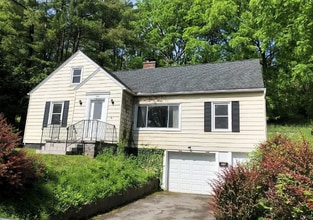 206 Haffenden Rd in Syracuse, NY - Building Photo - Building Photo