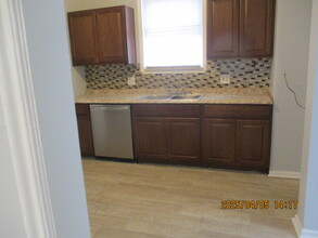 17573 Monica St in Detroit, MI - Foto de edificio - Building Photo