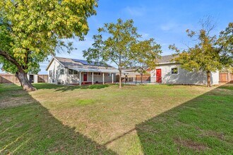 1281 9th St in Lincoln, CA - Building Photo - Building Photo