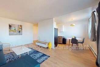 8927-8982 82 Ave NW in Edmonton, AB - Building Photo - Building Photo