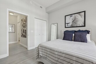 The Landmark South in Doral, FL - Building Photo - Building Photo