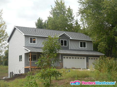 property at 8185 Oakwood Ave NE