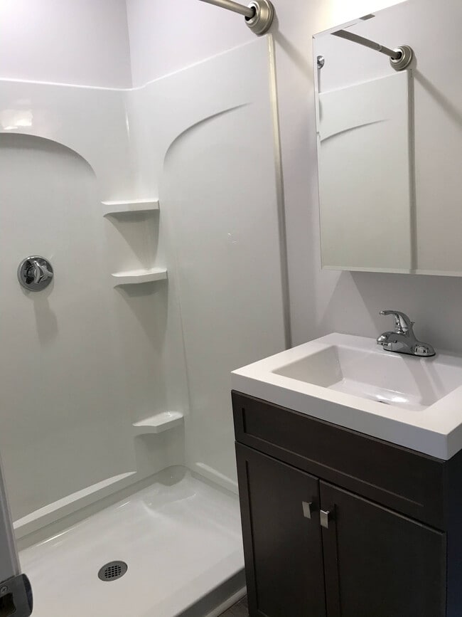 255 Atwood St, Unit 1 in Pittsburgh, PA - Building Photo - Building Photo