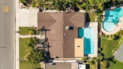 605 N El Rio Dr in Bakersfield, CA - Building Photo - Building Photo