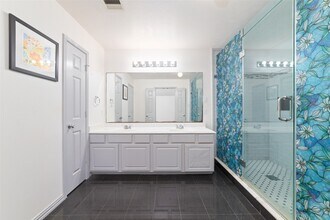 14710 Branchwest Dr in Houston, TX - Building Photo - Building Photo