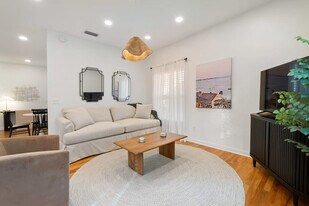 27 Old Mission Ave in St. Augustine, FL - Building Photo