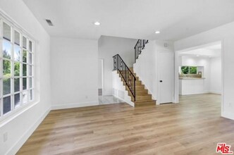 5655 Ramara Ave in Los Angeles, CA - Building Photo - Building Photo