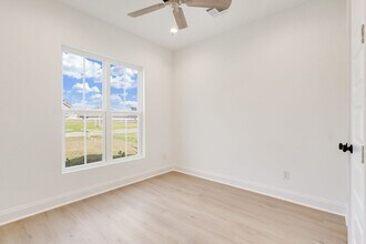 104 Fld Pt Dr in Youngsville, LA - Building Photo - Building Photo