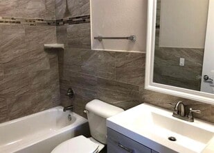 8 Brelyn Pl in Palm Coast, FL - Building Photo - Building Photo