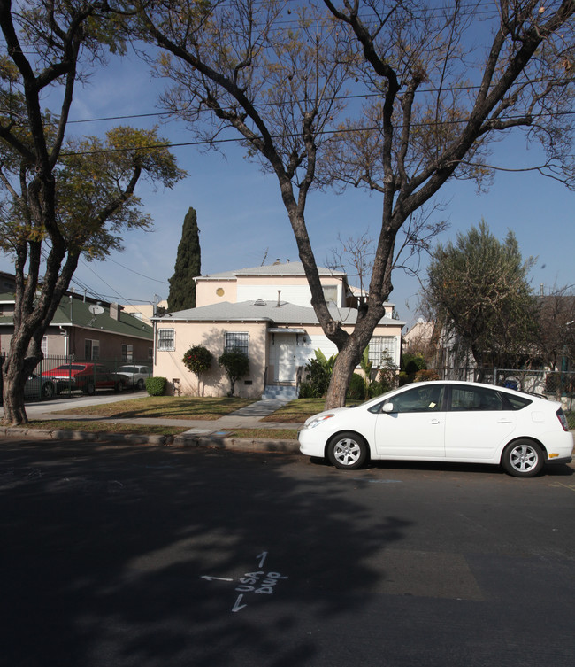 5331 Virginia Ave in Los Angeles, CA - Building Photo - Building Photo