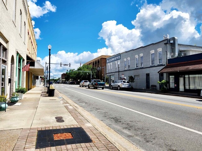 125 S Jefferson St in Perry, FL - Building Photo - Building Photo