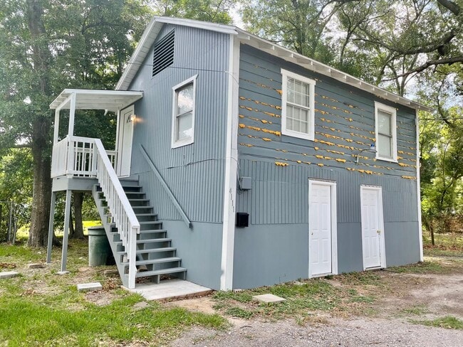 property at 4115 Congress Ave