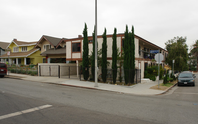 201 S Vendome St in Los Angeles, CA - Building Photo - Building Photo