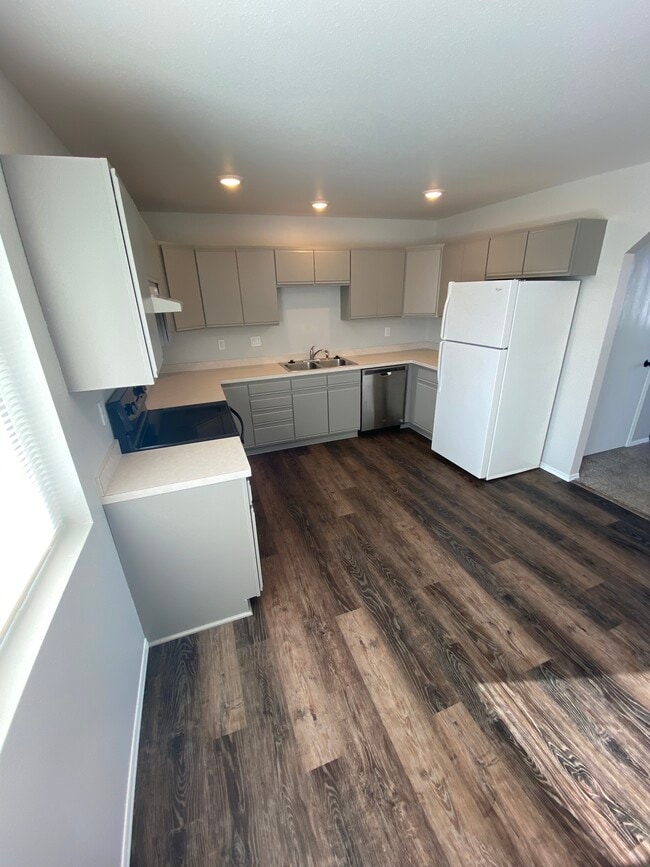 1714 Euclid Ave, Unit 1710