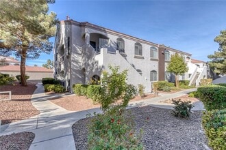 700 Carnegie St in Henderson, NV - Building Photo - Building Photo