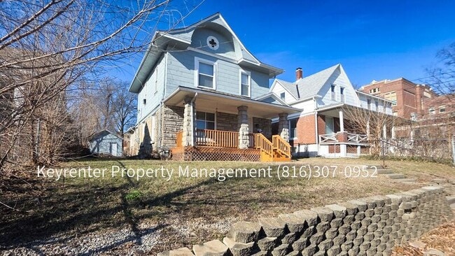 142 N Bellaire Ave in Kansas City, MO - Building Photo - Building Photo
