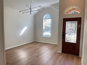 15801 Belfin Dr in Austin, TX - Building Photo - Building Photo