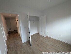 199 Gardner St in Boston, MA - Foto de edificio - Building Photo