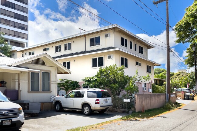 1520-1522 Enos Ln in Honolulu, HI - Building Photo - Building Photo