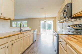 305 Stewart Springs Dr in Smyrna, TN - Building Photo - Building Photo