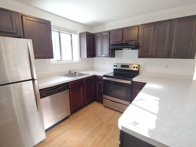 property at 240 Ternwing Dr