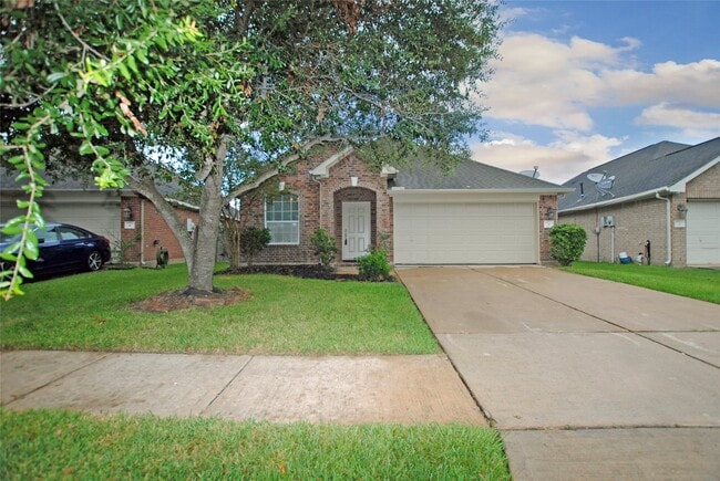 property at 4 Signal Hill Dr
