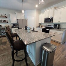27 Coby Ln in Richmond Hill, GA - Building Photo - Building Photo