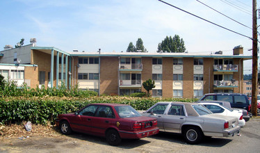 Sunview Apartments in Seattle, WA - Building Photo - Building Photo