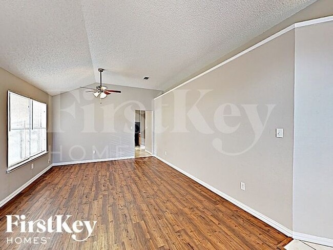 3955 Cypress Gardens Dr in Fort Worth, TX - Building Photo - Building Photo
