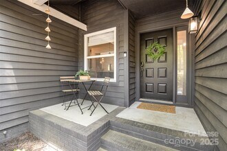 6618 Lakeside Dr in Charlotte, NC - Building Photo - Building Photo