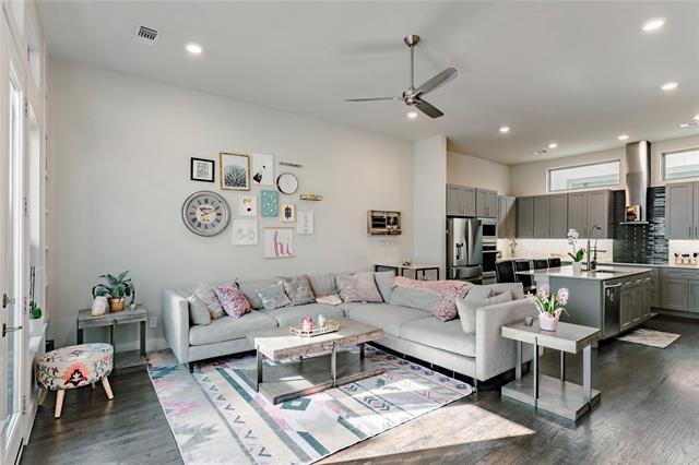 4222 Roseland Ave in Dallas, TX - Building Photo